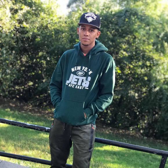 Meet your Posher, Alexander - Picture 1 of 1